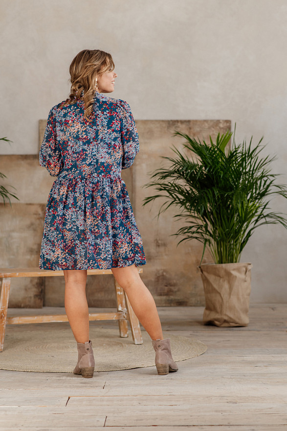 Шифоновое платье с оборками