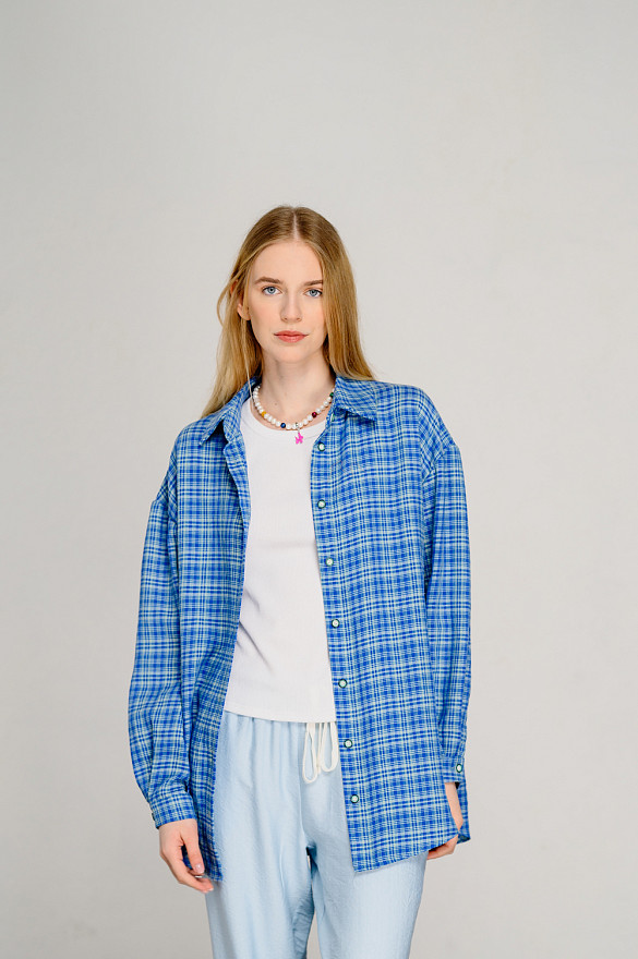 Удлиненная рубашка оверсайз в мятном цвете