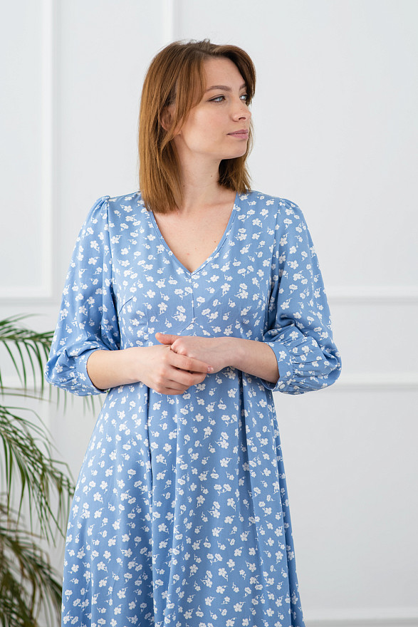 Blue floral print long dress with puffed skirt