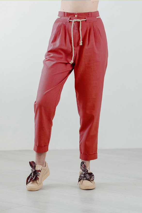 Коралловые льняные брюки на талии