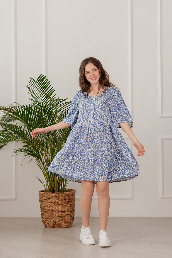 Blue dress with buttons and flounce