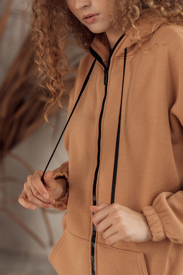 Удлиненный свитшот на змейке