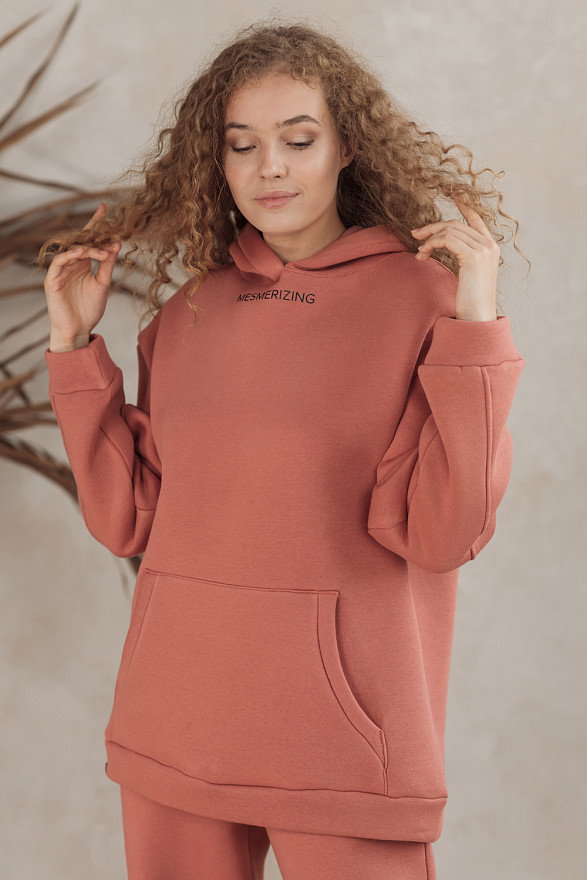 Sweatshirt with pocket and slogan