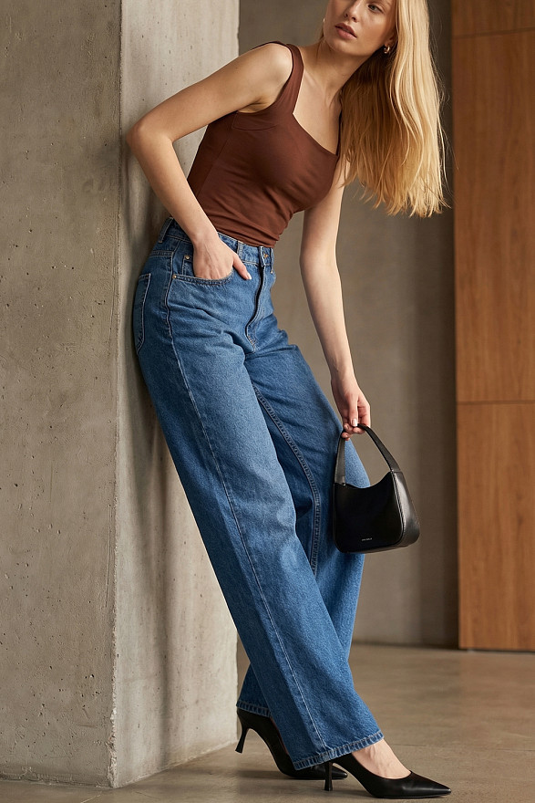 Шоколадний еластичний топ