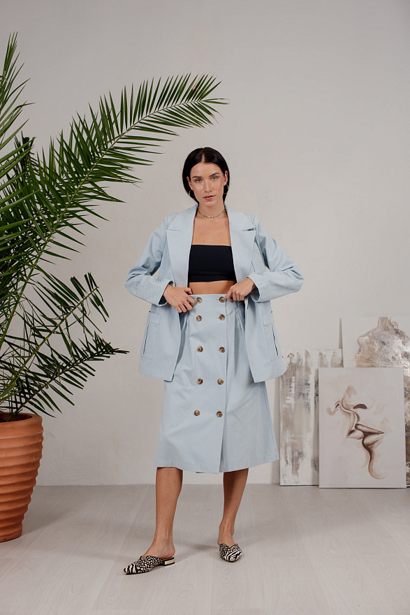 Голубая джинсовая юбка на пуговицах с боковыми карманами 