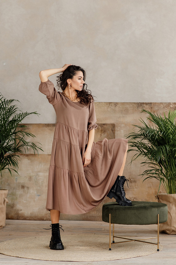 Бежеве міді плаття вільного крою