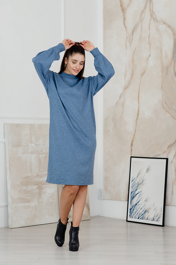 Синее ангоровое платье