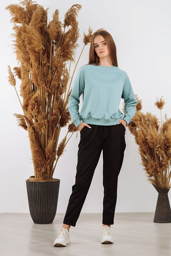 Чорний штани на еластичному поясі