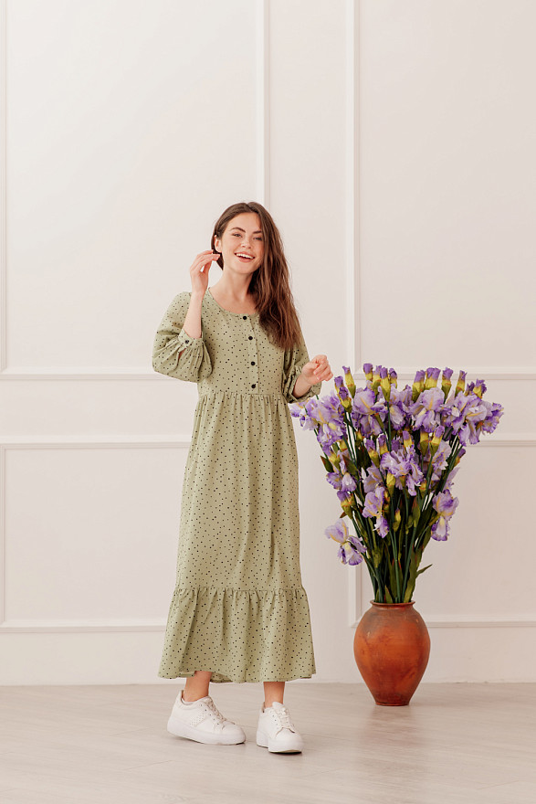 Оливкове плаття в горошок