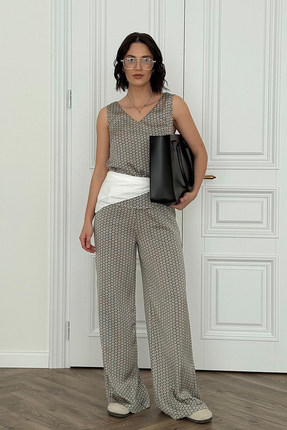 Beige silk suit
