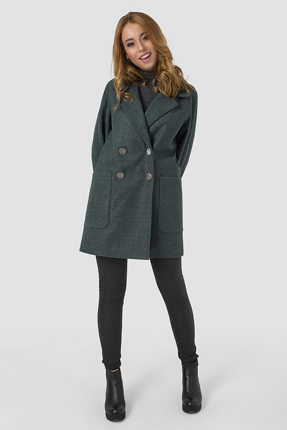 Пальто в стилі оверсайз