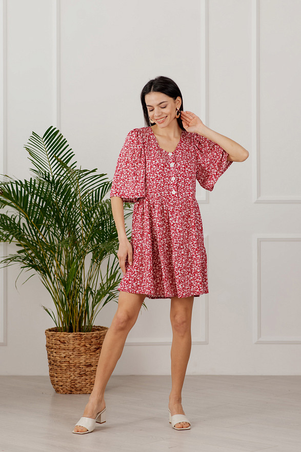 Короткое коттоновое платье с широким рукавом