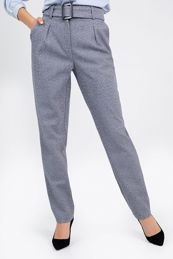 Warm gray trousers with a belt