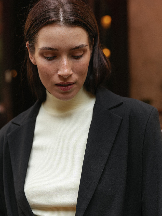 Піджак у стилі оверсайз