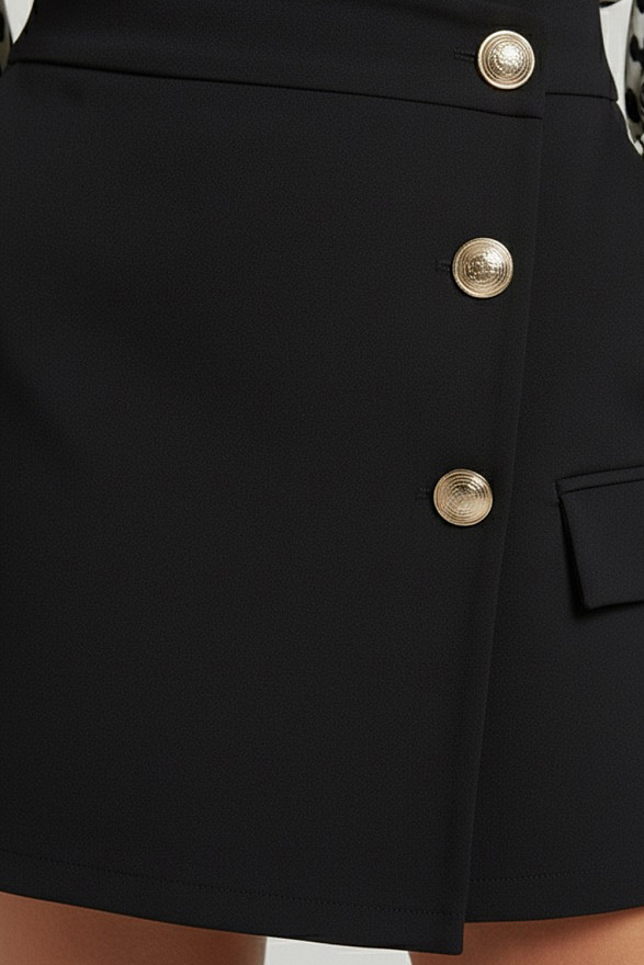 Черные юбка-шорты с высокой талией