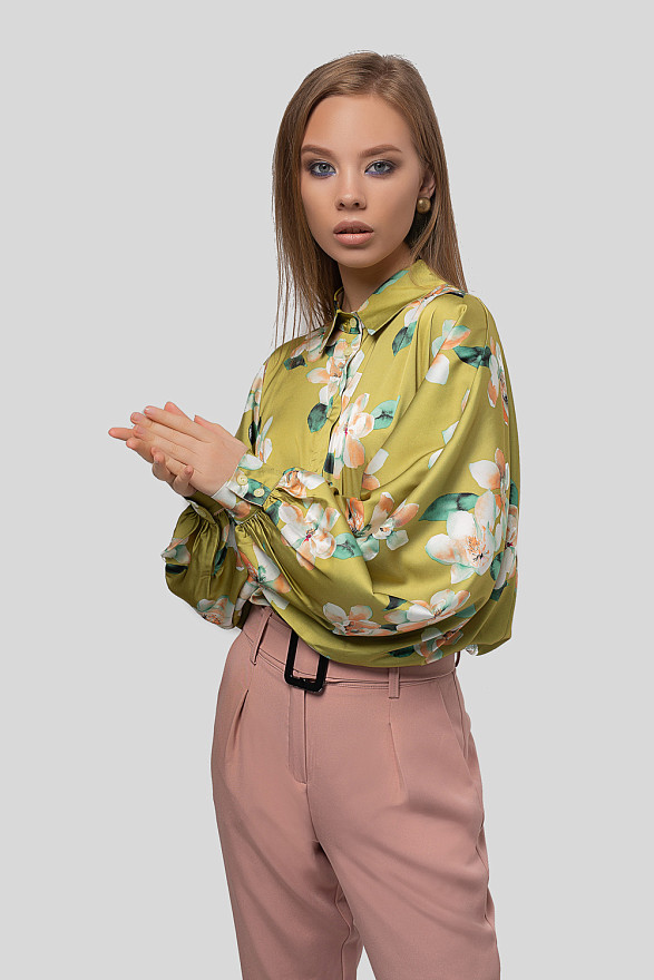 Шёлковая оливковая блуза