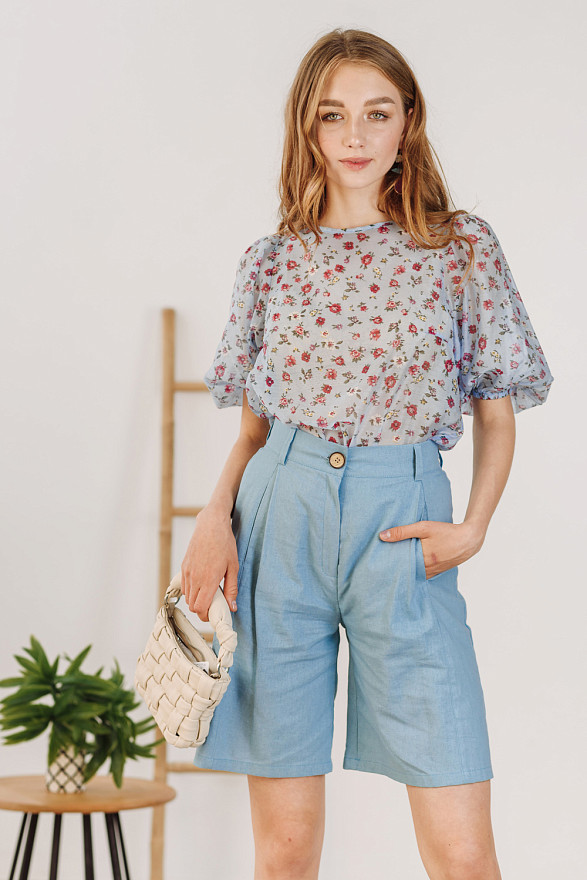 Блакитні шорти бермуди