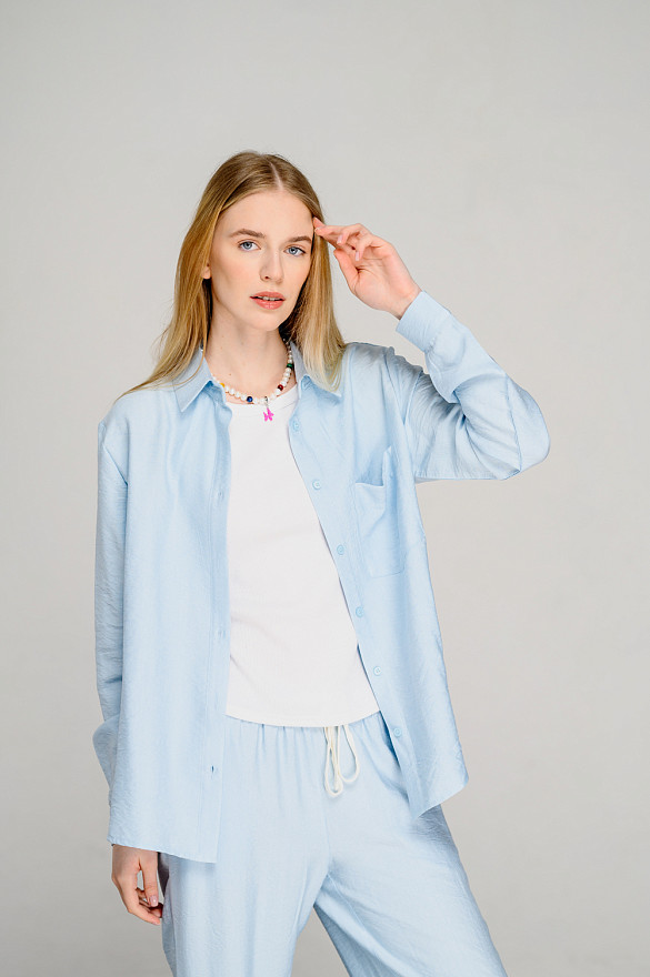 Light blue loose fit shirt