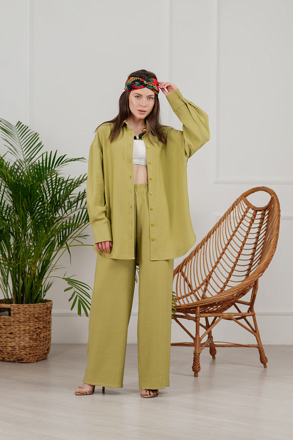 Лляний брючний костюм