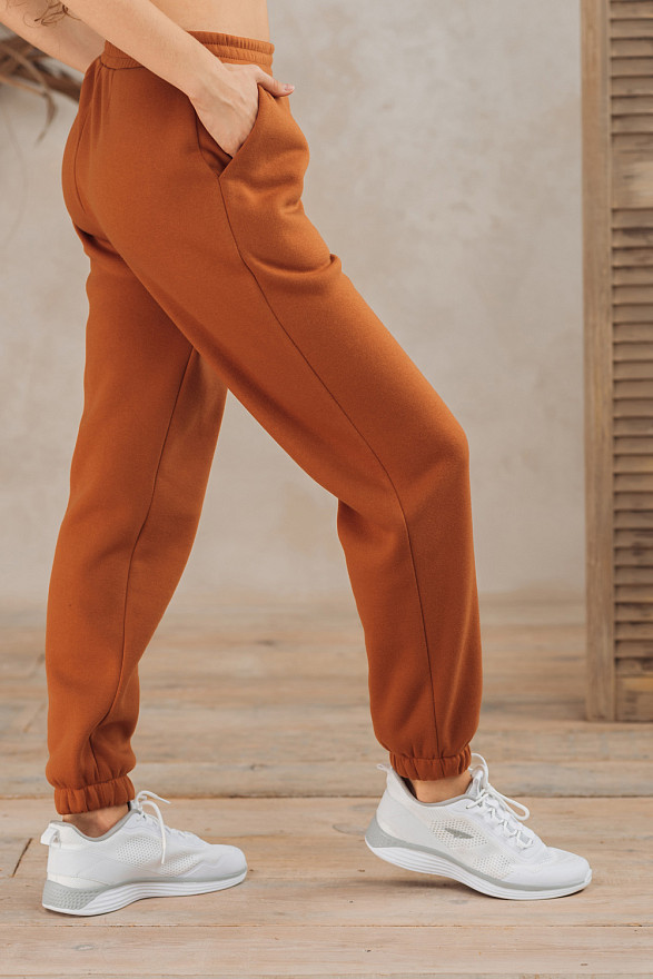 Карамельні спортивні штани