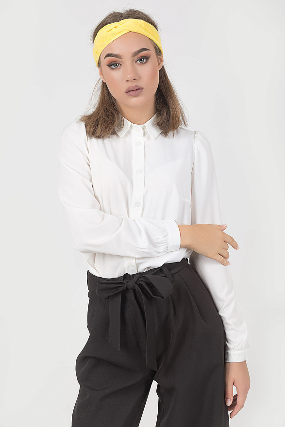 Basic straight cut blouse