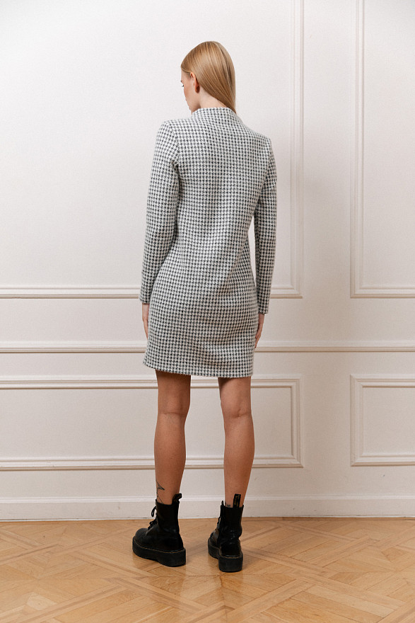 Чорна сукня з м'якого трикотажу