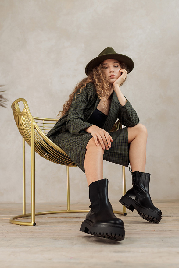 Піджак кольору ірландського моху