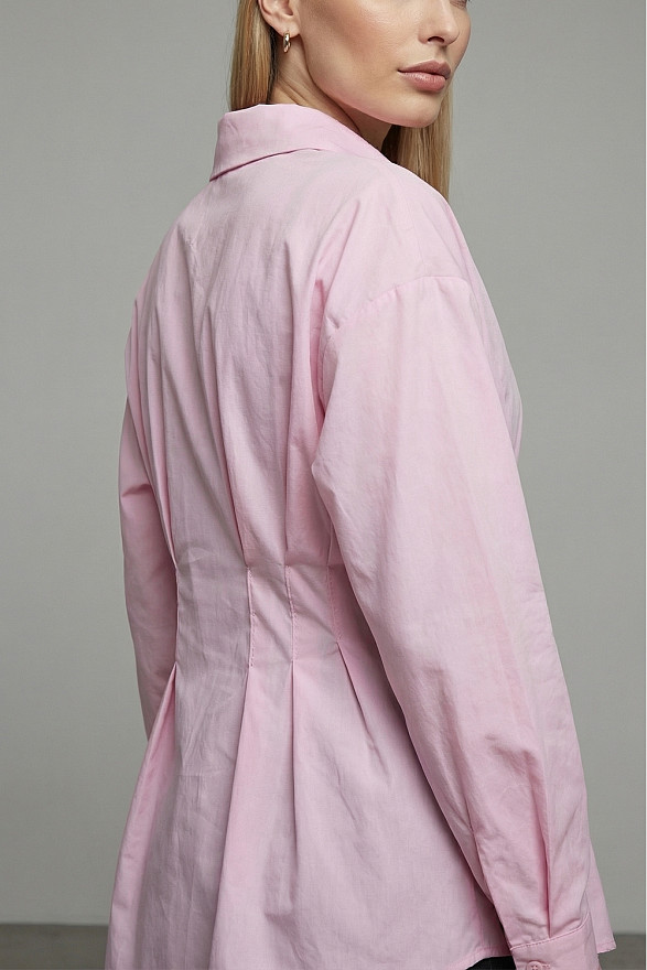 Рожева блуза напівприталеного крою з довгим рукавом