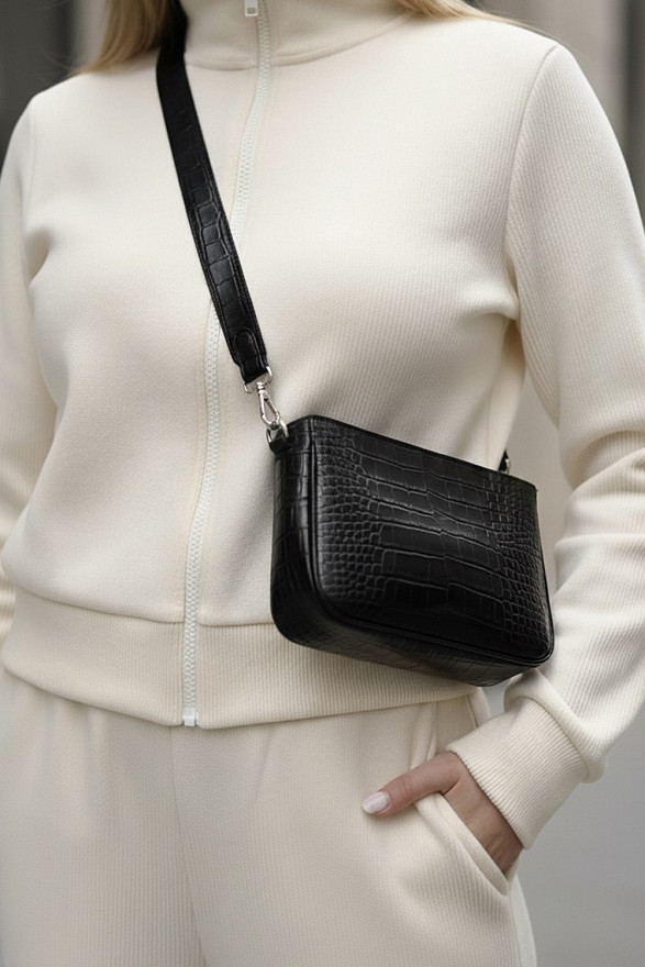 Кремовый костюм из вязаной ангоры