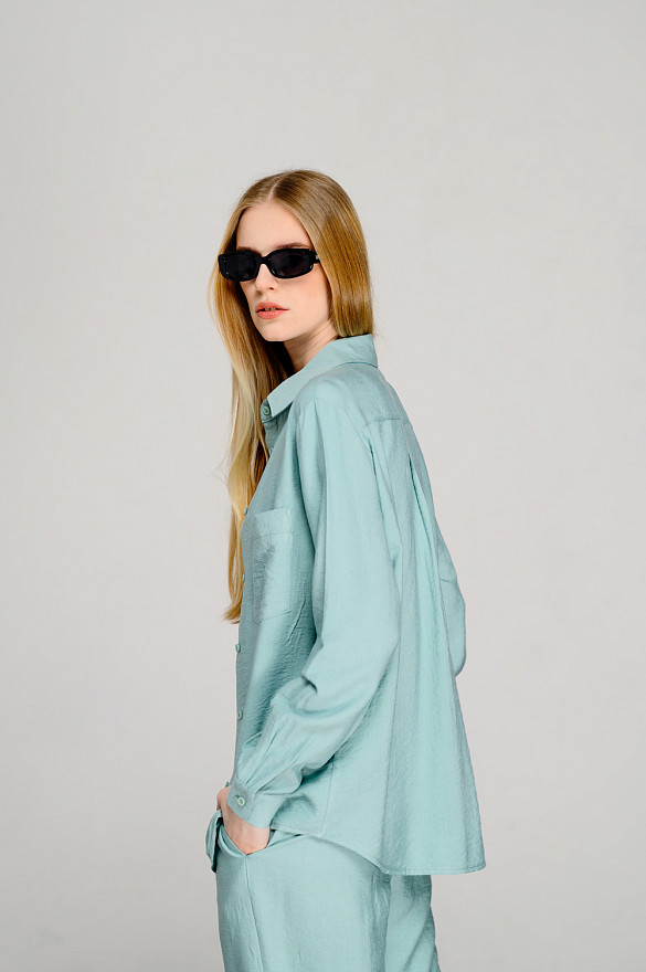 М'ята сорочка вільного крою