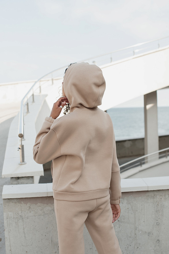 Теплий світшот з написом з великим капюшоном