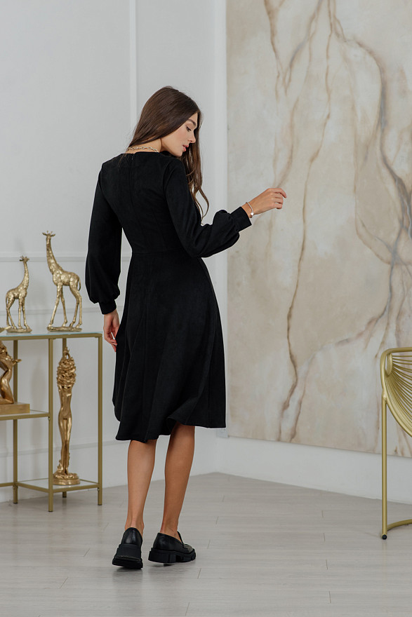 Black V-neck midi dress