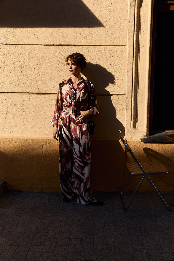 Кораловий комплект із сорочки та штанів