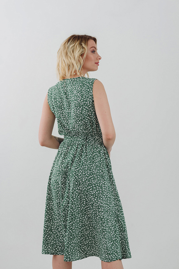 Зелене літнє плаття з поясом