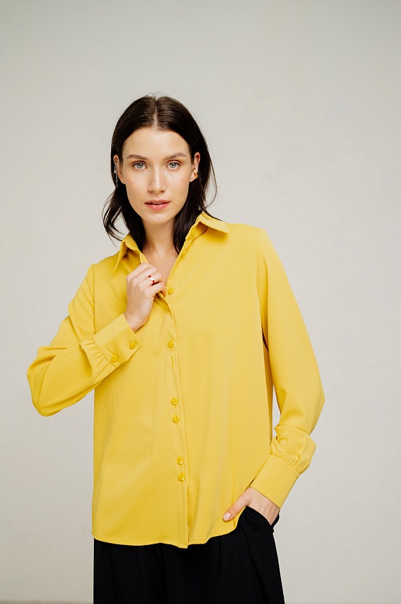 Блуза горчичного цвета