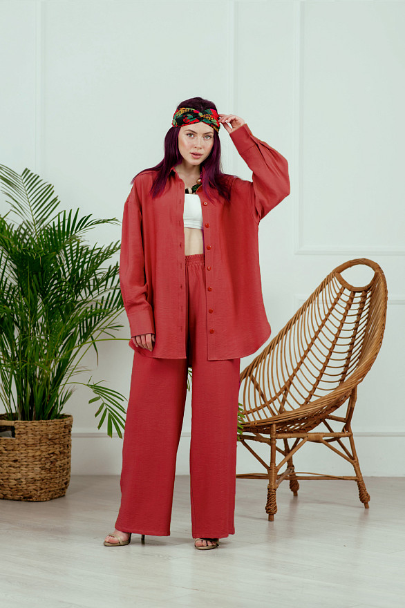 Льняний брючний костюм