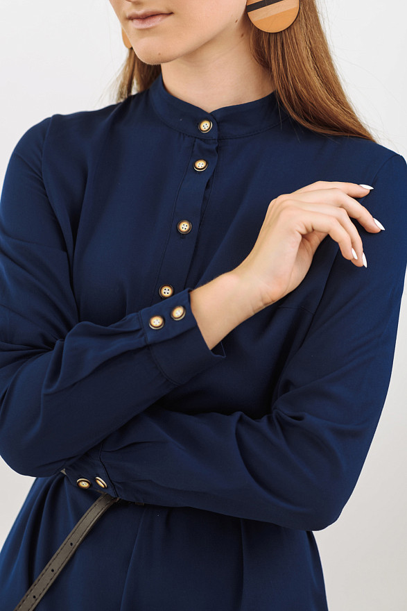 Длинное платье с воланом