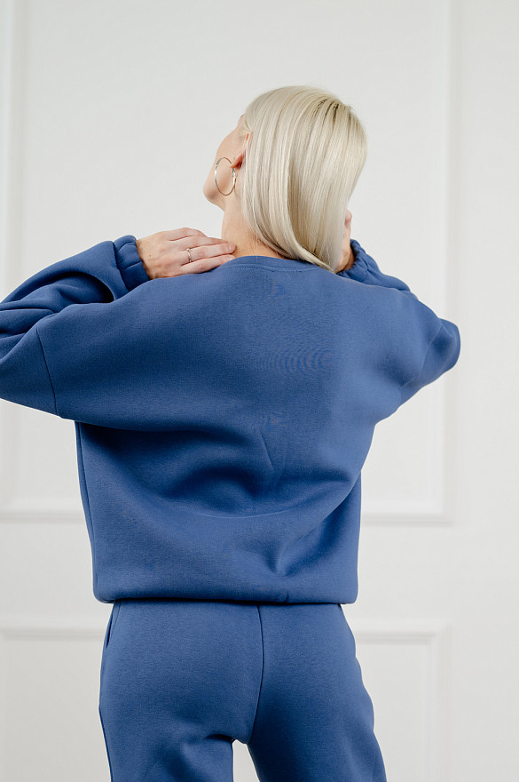 Укороченный свитшот из трикотажа на флисе в цвете