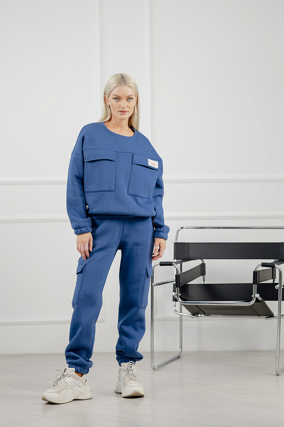 Укороченный свитшот из трикотажа на флисе в цвете