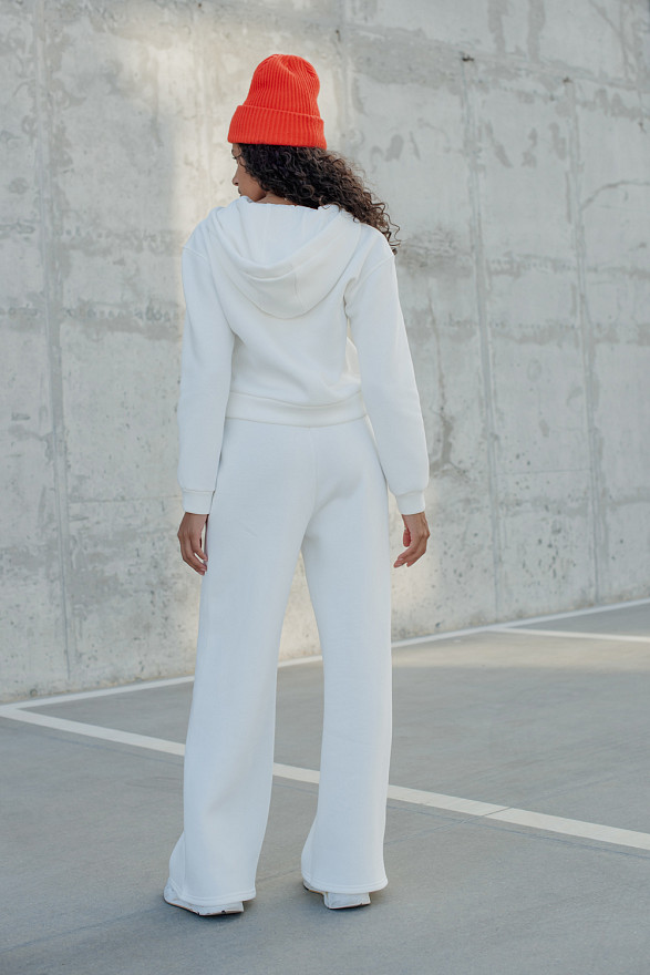 Milk cropped sweatshirt with snake