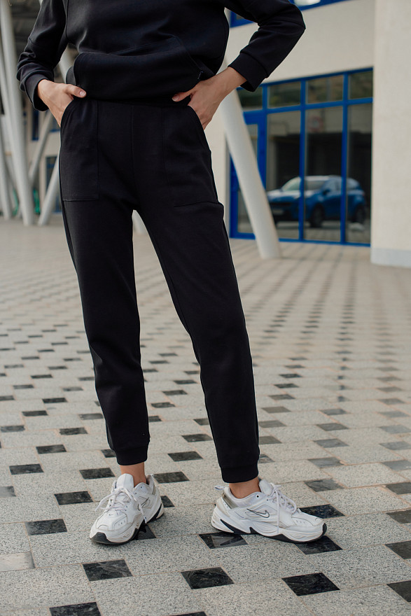 Black basic tracksuit trousers