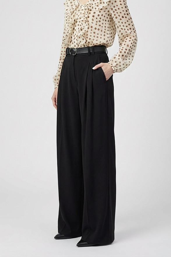 Кремова блуза з подвійними рюшами