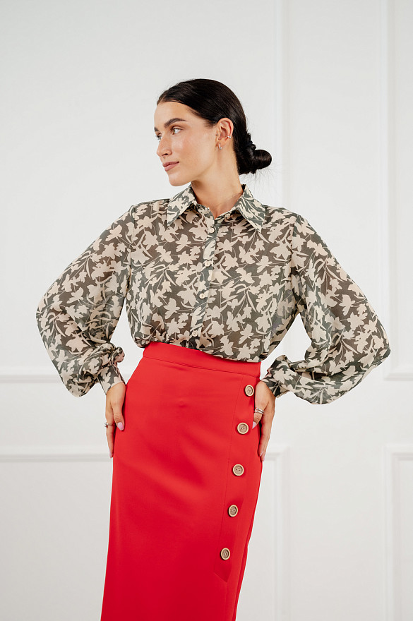 Шифонова блуза з коміром-стійкою у відтінку «хакі»