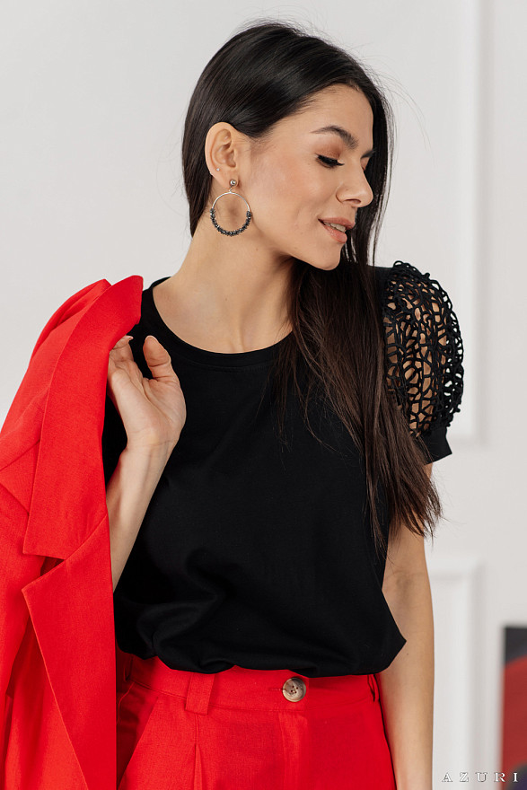 Футболка с рукавами буфами