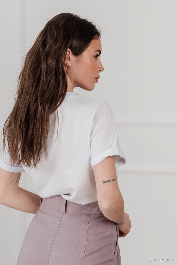 White T-shirt with slogan