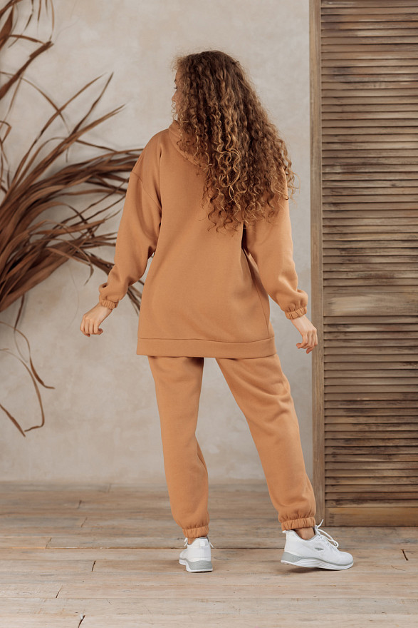 Удлиненный свитшот на змейке