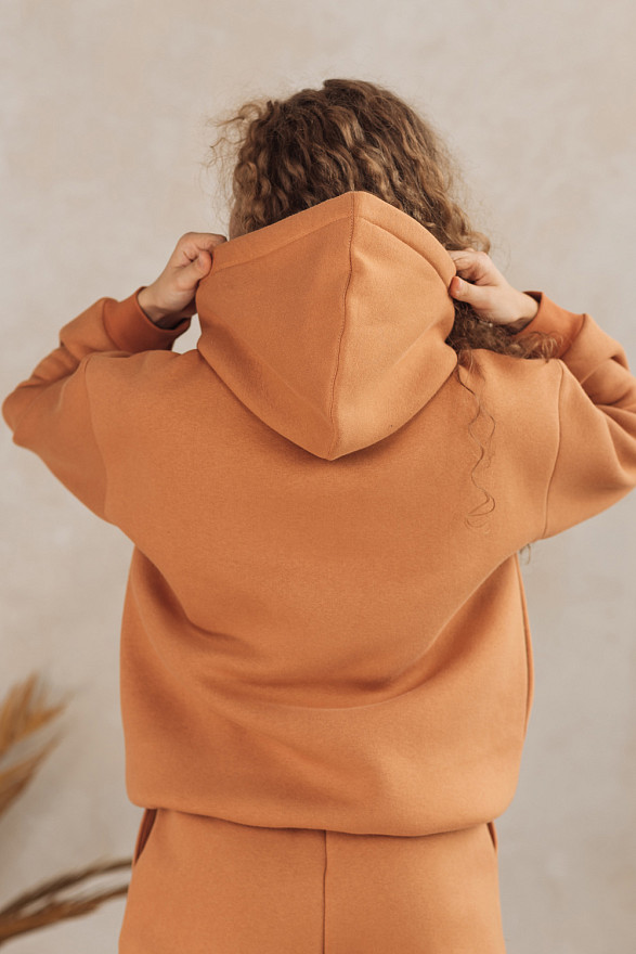 Карамельний світшот з написом