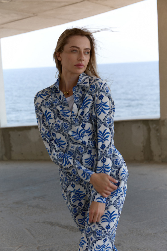 Стильний комплект із сорочки та штанів