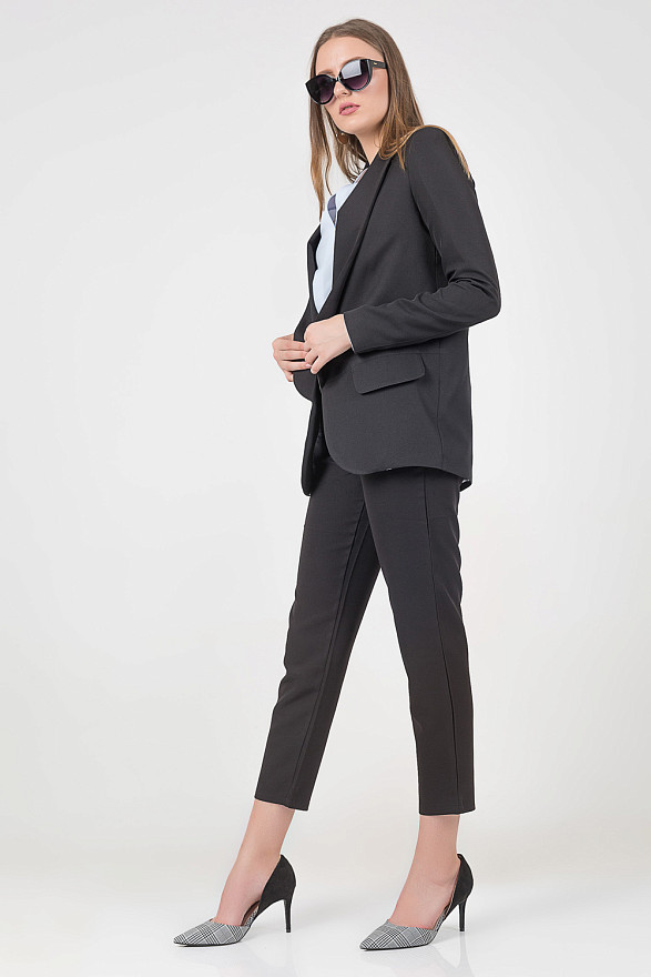 Jacket with collar apage