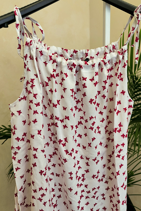 Red shift dress with straps